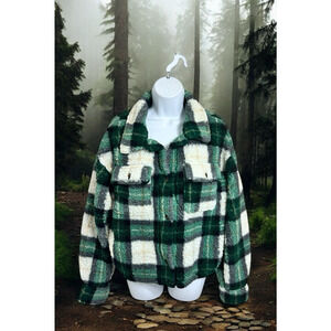Plaid Sherpa Jacket Sz Large Thick Soft Button Front Pocket Shacket